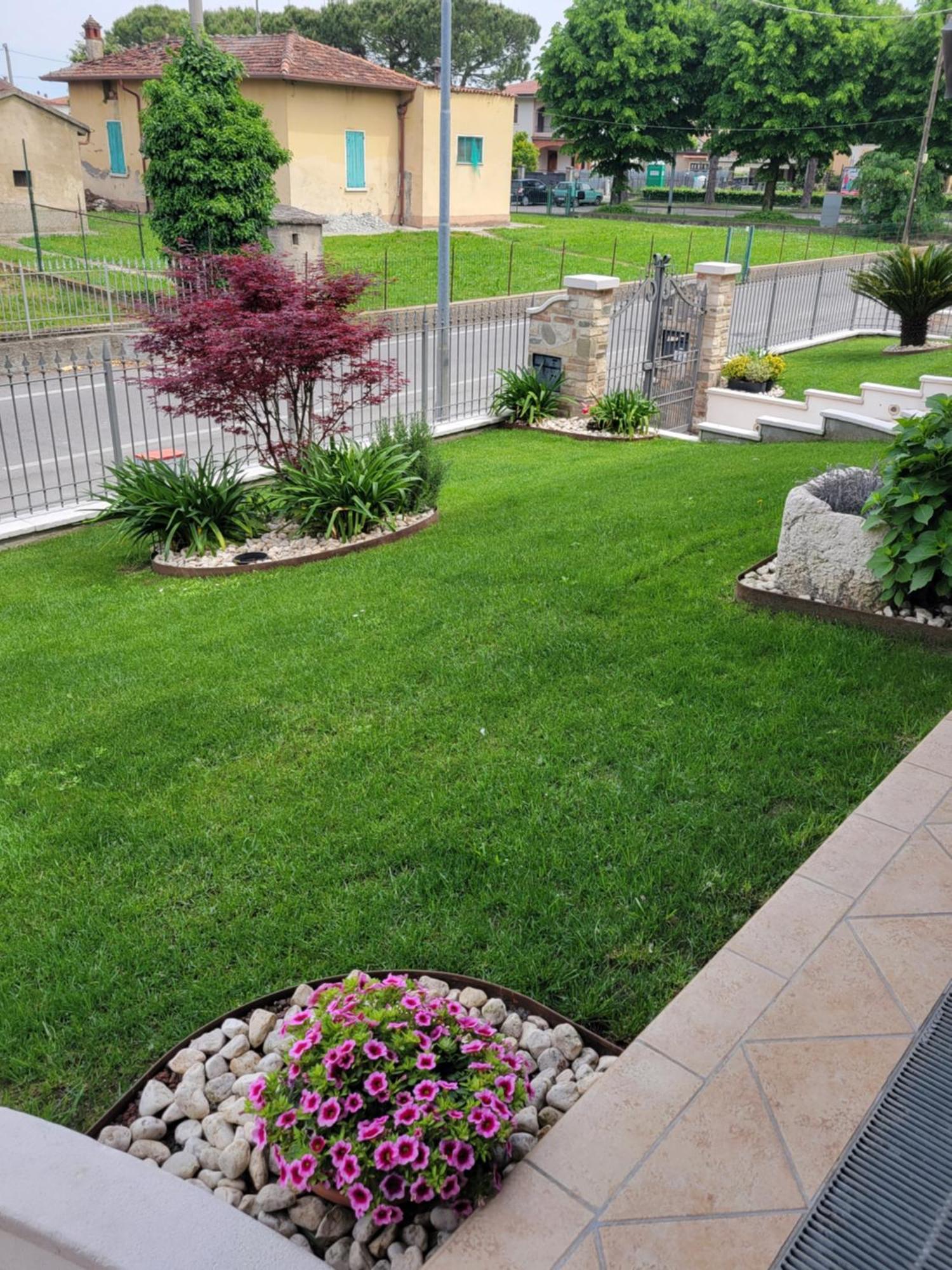 Casa Lorena Desenzano del Garda Buitenkant foto